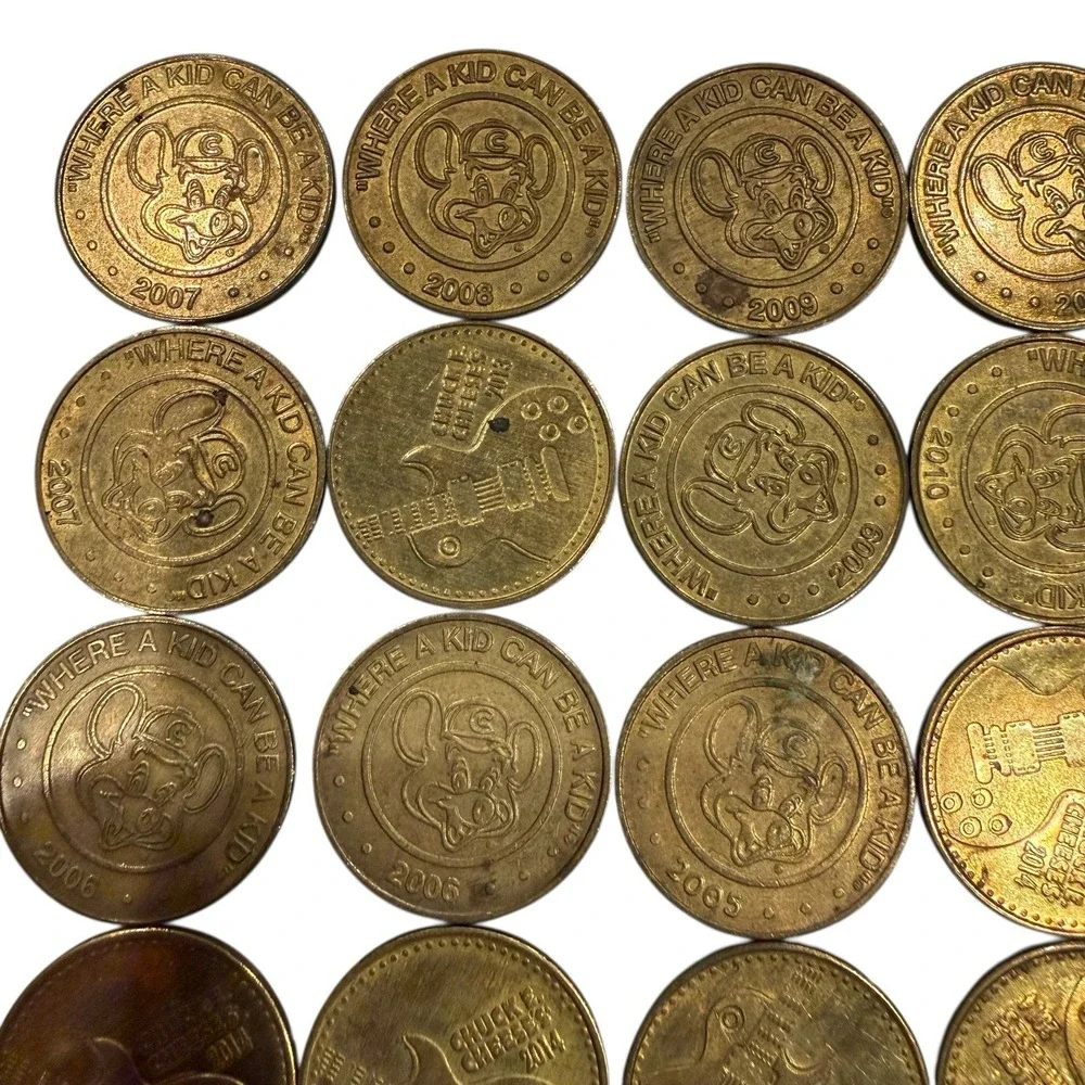 Chuck E Cheese Mix Lot of 30 Arcade Tokens 2005-2014 Chucky Cheese Coins